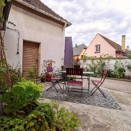 Entre Et Vignes - Classe 3 Etoiles * インガースハイム